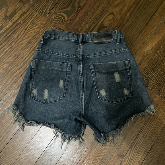 One Teaspoon Denim Shorts - Picture 2 of 2